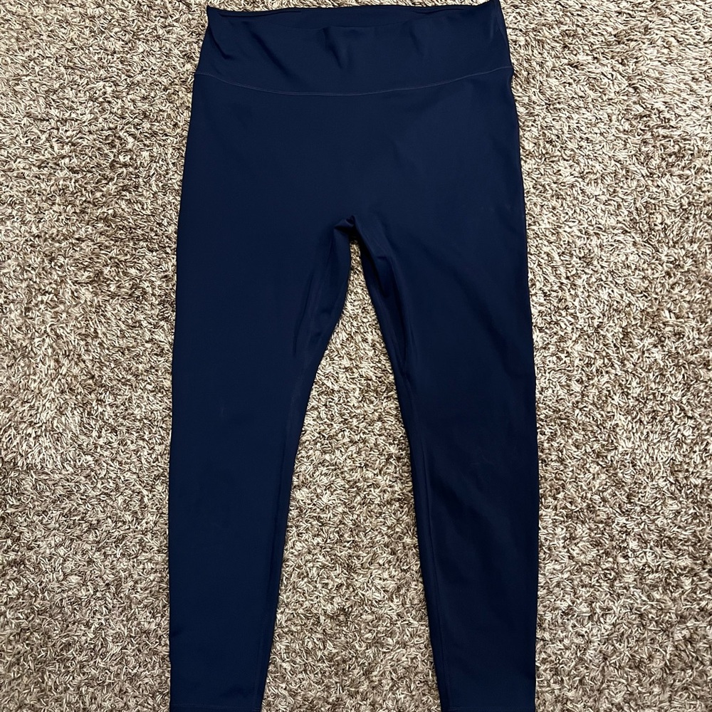 Plus Size Fabletics Motion365 Leggings in Navy Blue